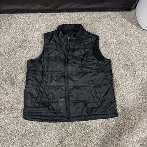 Weatherproof Black Puffer Vest with Stand-Up Collar and Full-Length Zipper